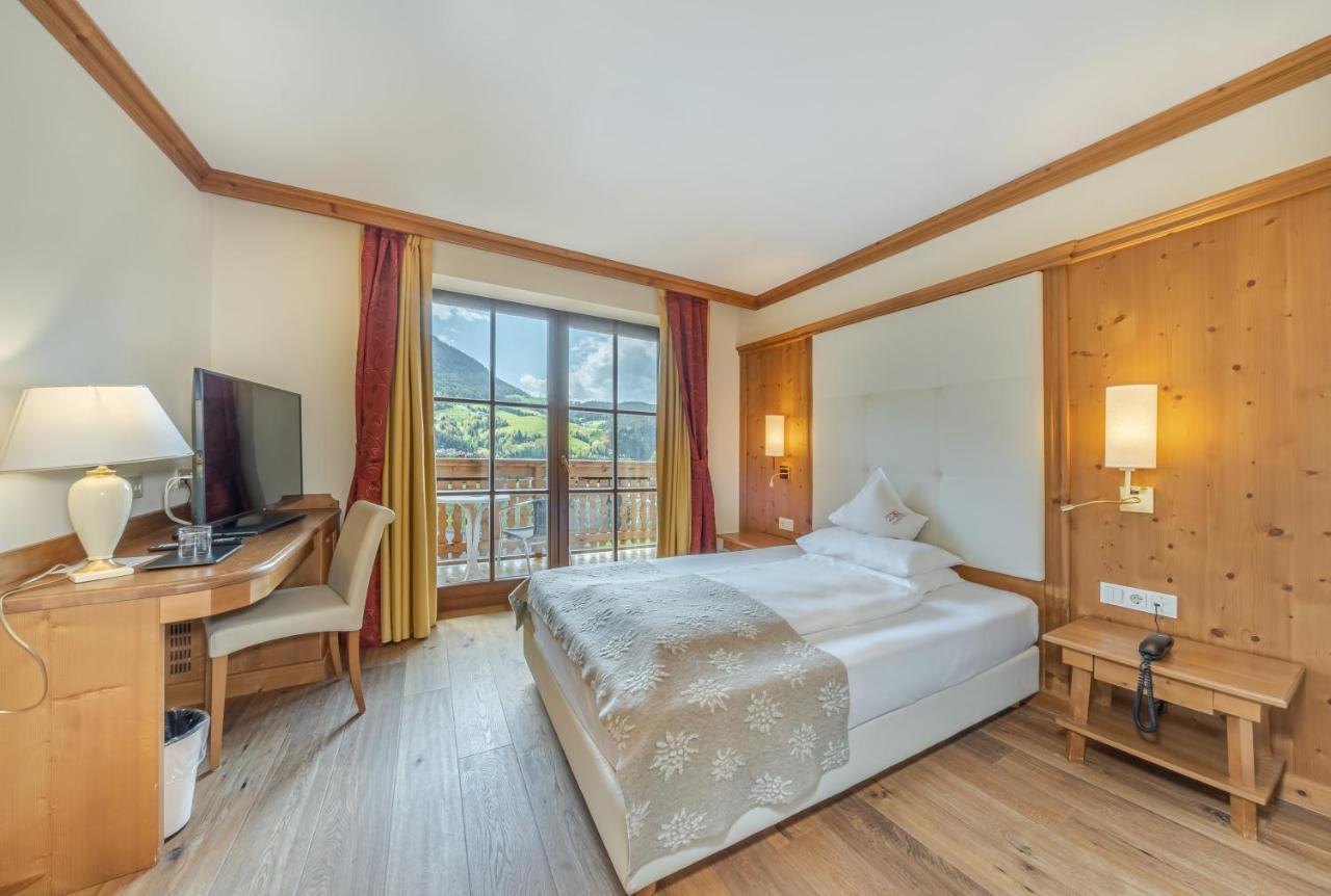 Alpin & Vital Hotel La Perla Ortisei Eksteriør billede